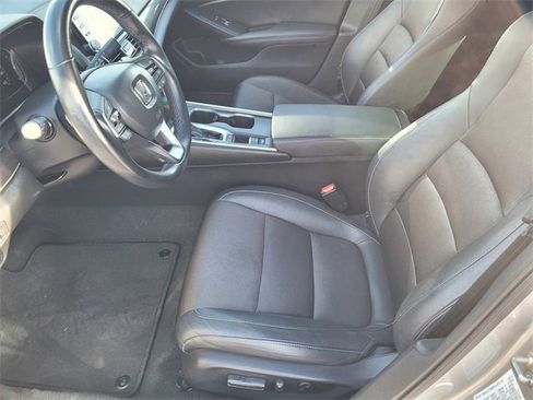 Used 2019 Honda Accord Sport image 13