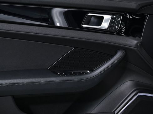 Certified 2022 Porsche Panamera 4 image 6