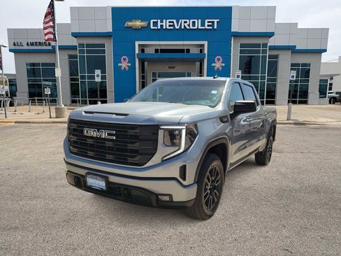 Used 2026 GMC Sierra 1500 Elevation image 2