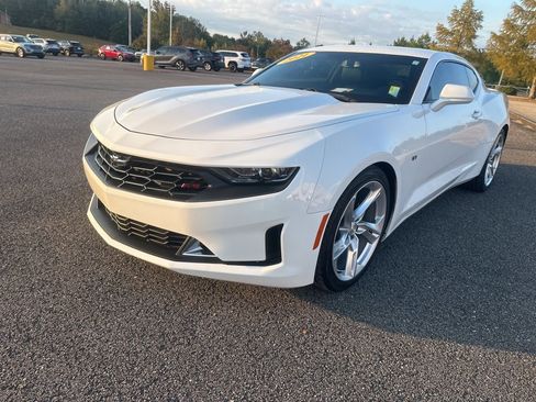 Used 2021 Chevrolet Camaro LT w/ RS Package image 7