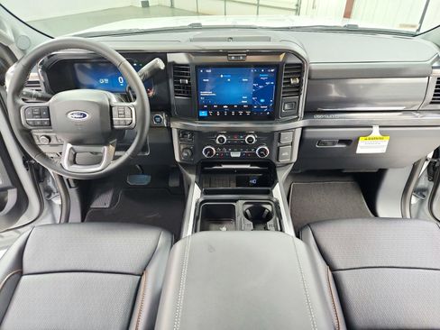 Used 2025 Ford F250 Lariat w/ Black Appearance Package AWD/4WD image 25
