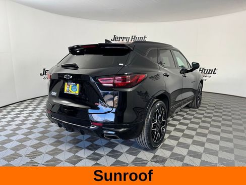 Used 2023 Chevrolet Blazer RS w/ Driver Confidence II Package image 7