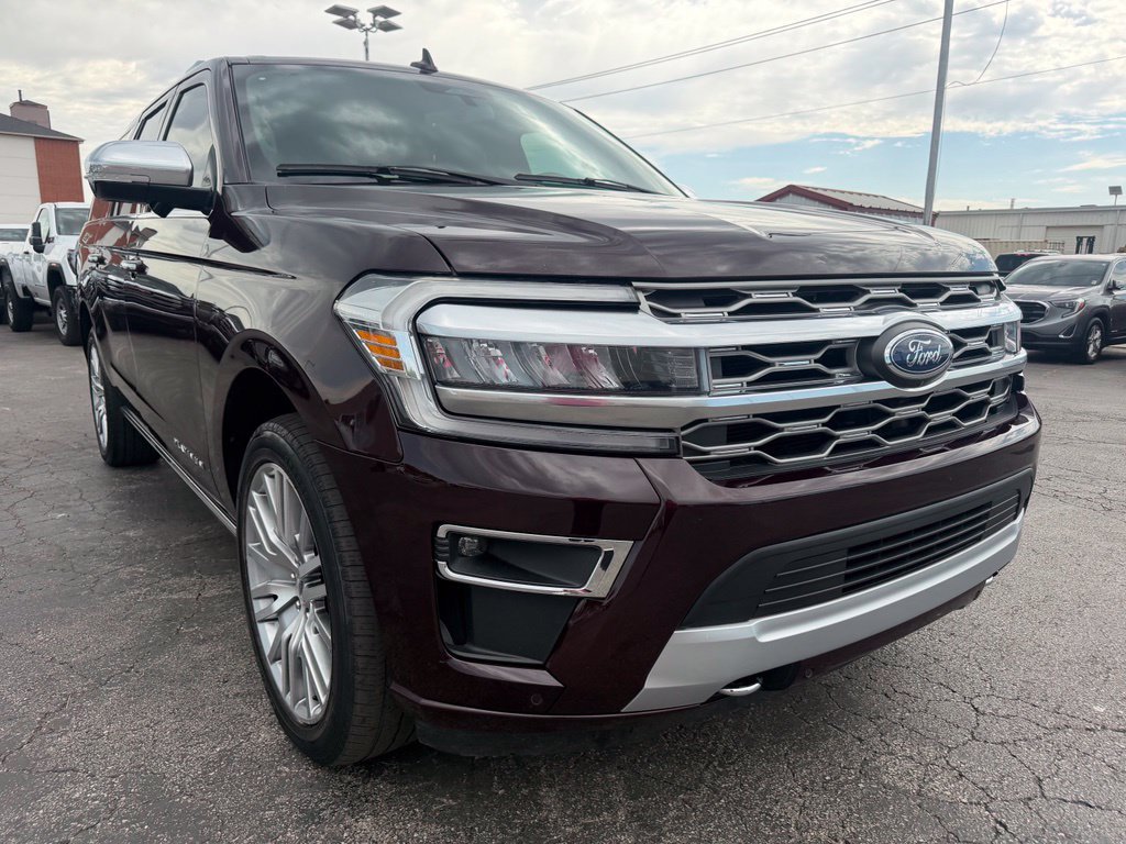 Used 2023 Ford Expedition Max Platinum AWD/4WD image 4