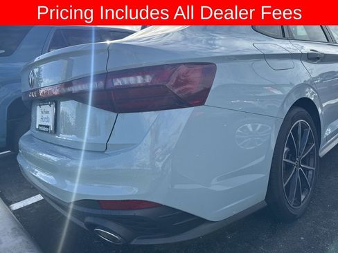 Used 2025 Volkswagen Jetta GLI Autobahn FWD image 6