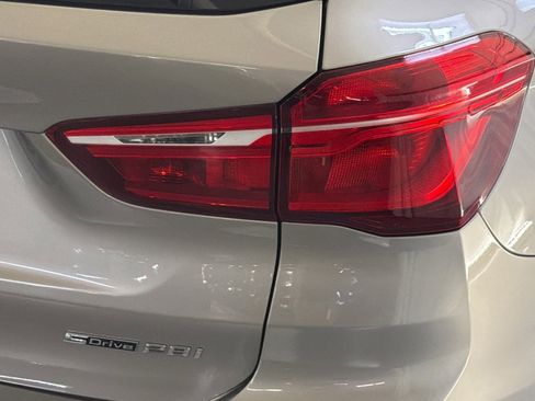 Used 2021 BMW X1 sDrive28i w/ Convenience Package image 13