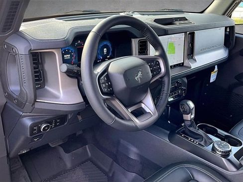 New 2025 Ford Bronco Outer Banks image 5