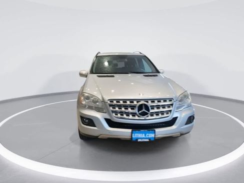 Used 2010 Mercedes-Benz ML 350 4MATIC image 3