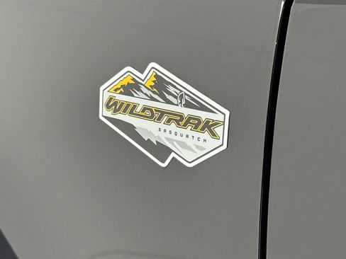 Used 2023 Ford Bronco Wildtrak image 30