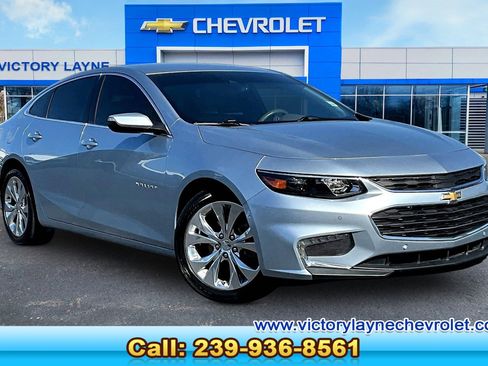 Used 2017 Chevrolet Malibu Premier w/ Driver Confidence Package FWD image 1