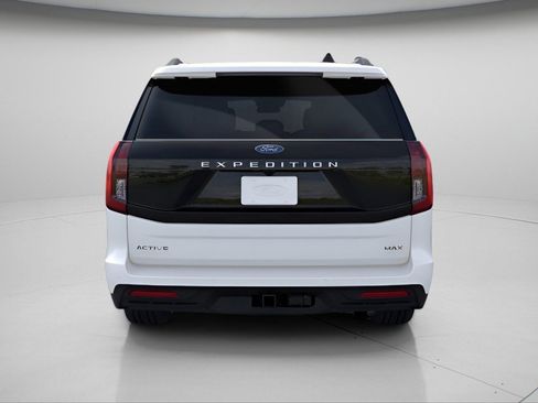 New 2026 Ford Expedition Max Active image 5
