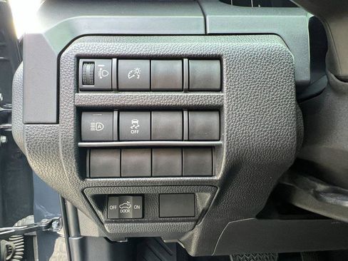 Used 2024 Toyota Tacoma SR image 40