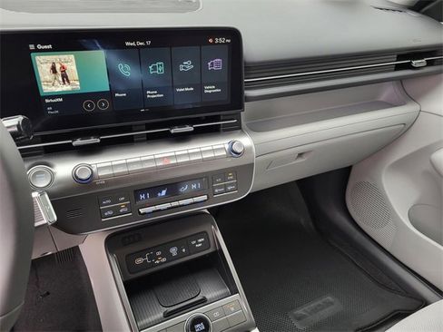 New 2026 Hyundai Kona SEL Premium image 16