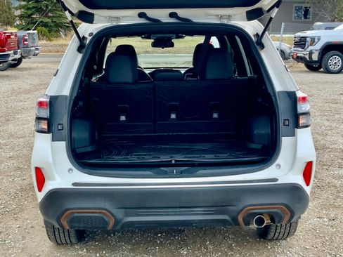 Used 2025 Subaru Forester Sport image 15