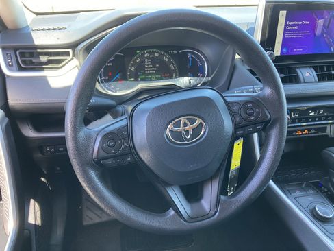 Certified 2025 Toyota RAV4 LE image 11