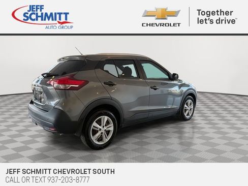 Used 2018 Nissan Kicks S w/ Exterior Electronics Package image 11