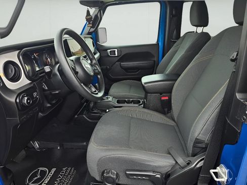 Used 2024 Jeep Wrangler Sport AWD/4WD image 27