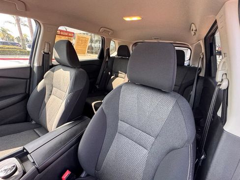 Certified 2026 Nissan Rogue SV AWD/4WD image 13