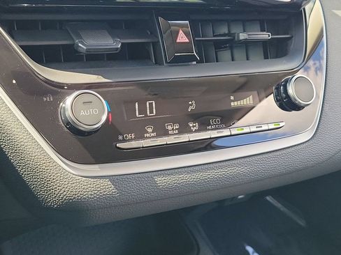 Certified 2025 Toyota Corolla LE w/ Convenience Package FWD image 16