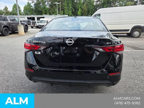 Used 2024 Nissan Sentra SV FWD image 10