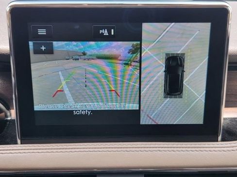 Used 2022 Lincoln Corsair Reserve w/ Equipment Group 201A FWD image 16