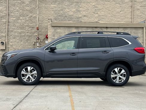 New 2025 Subaru Ascent Premium image 6