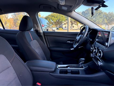 Used 2024 Nissan Sentra SR image 9