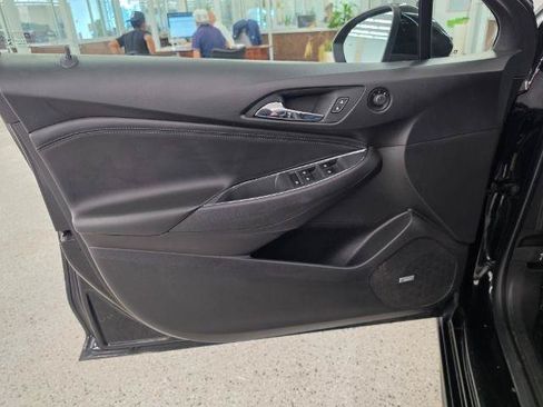 Used 2018 Chevrolet Cruze Premier FWD image 36