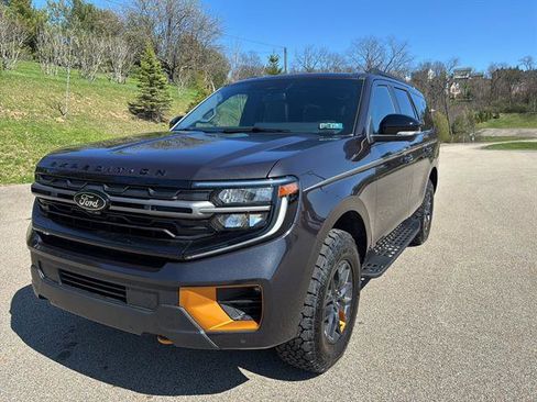 New 2026 Ford Expedition Tremor image 8