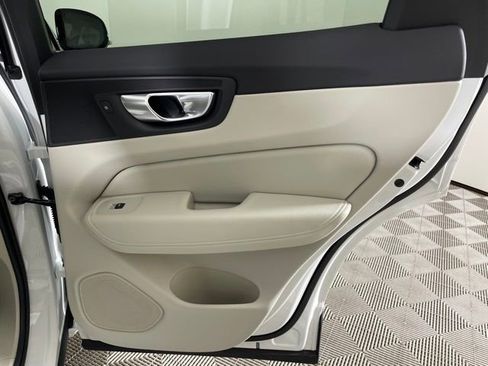 Certified 2024 Volvo XC60 T8 Plus w/ Protection Package AWD/4WD image 33