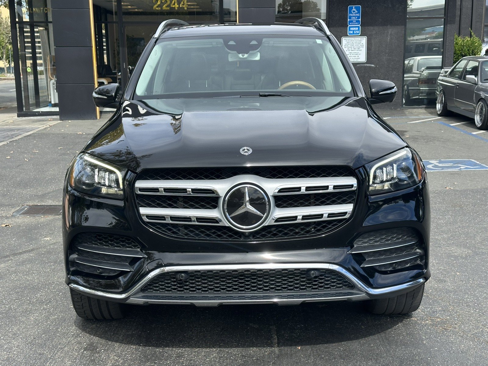 Used 2020 Mercedes-Benz GLS 580 4MATIC image 5
