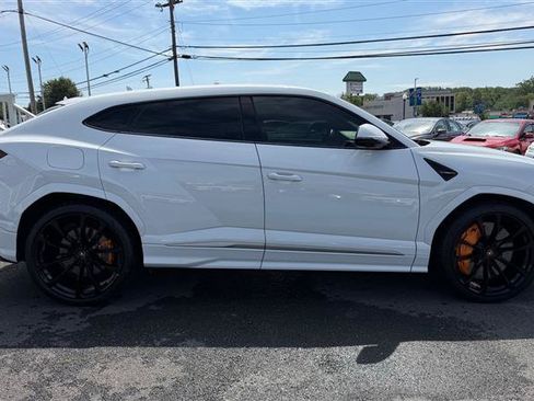 Used 2020 Lamborghini Urus AWD/4WD image 7