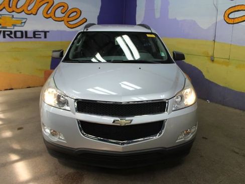 Used 2012 Chevrolet Traverse LS FWD image 3