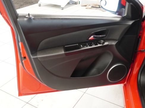 Used 2015 Chevrolet Cruze LT w/ Sun, Sound and Sport Package FWD image 6