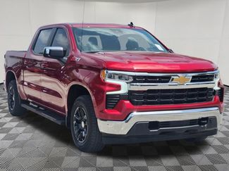 Used 2024 Chevrolet Silverado 1500 LT AWD/4WD video 3