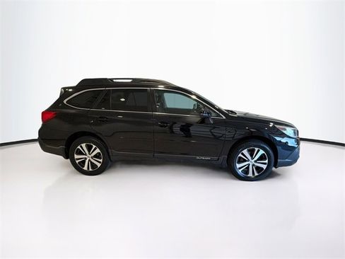 Used 2018 Subaru Outback 2.5i Limited w/ Popular Package #2 image 7