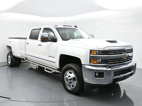 Used 2018 Chevrolet Silverado 3500 LTZ w/ Duramax Plus Package AWD/4WD image 2