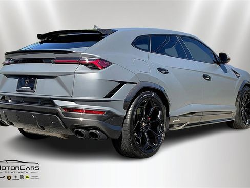Used 2024 Lamborghini Urus Performante image 12