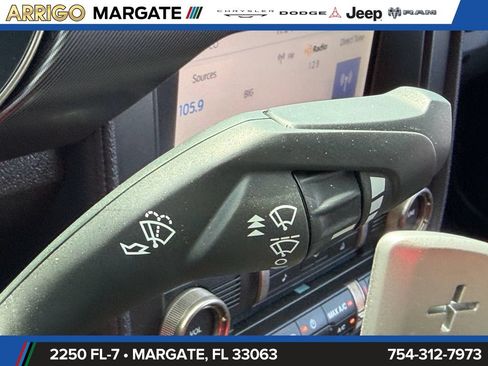 Used 2021 Ford Mustang Shelby GT500 w/ Technology Package RWD image 25