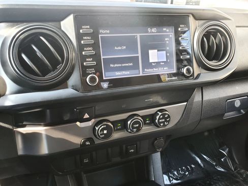 Used 2020 Toyota Tacoma SR w/ SR Convenience Package RWD image 38