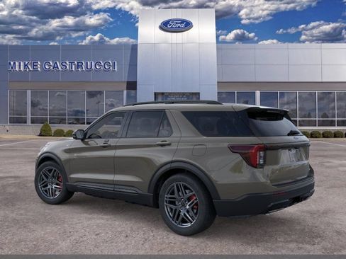 New 2026 Ford Explorer ST-Line w/ ST-Line Street Pack AWD/4WD image 4
