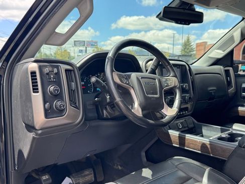 Used 2019 GMC Sierra 3500 Denali w/ Duramax Plus Package AWD/4WD image 13