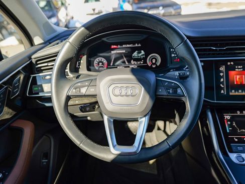 Used 2023 Audi Q7 2.0T Premium Plus w/ Premium Plus Package image 43