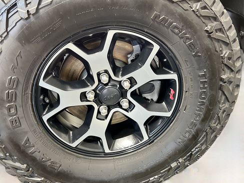 Used 2021 Jeep Wrangler Unlimited Rubicon image 14