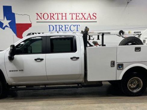 Used 2020 Chevrolet Silverado 3500 W/T w/ WT Convenience Package AWD/4WD image 11