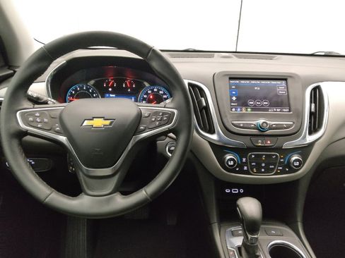 Used 2023 Chevrolet Equinox LT w/ Driver Convenience Package image 22