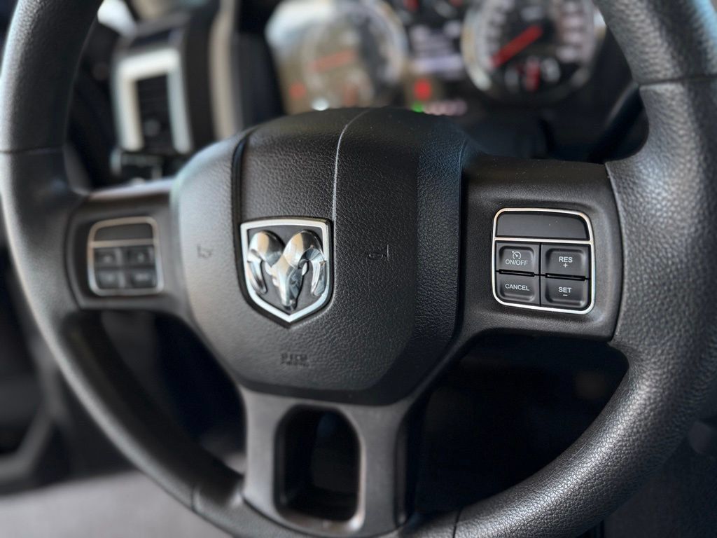 Used 2012 RAM 1500 Classic SLT w/ Popular Equipment Group AWD/4WD image 27
