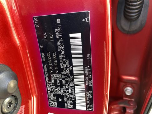 Used 2020 Toyota Highlander Limited Platinum image 32