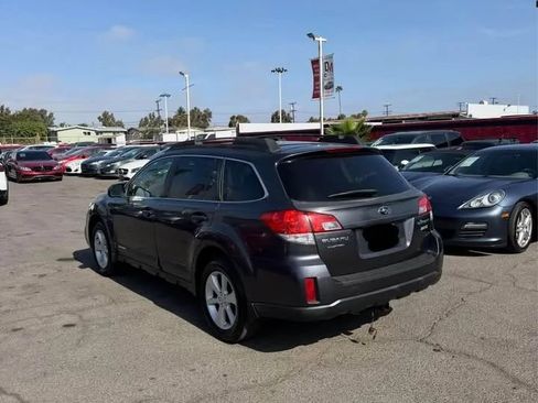 Used 2013 Subaru Outback 2.5i Premium AWD/4WD image 5
