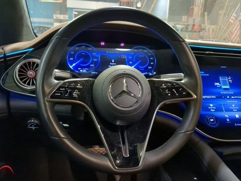 Used 2023 Mercedes-Benz EQS 580 4MATIC Sedan w/ Exclusive Trim Package image 2