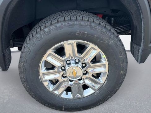 New 2026 Chevrolet Silverado 2500 High Country w/ High Country Premium Package AWD/4WD image 11